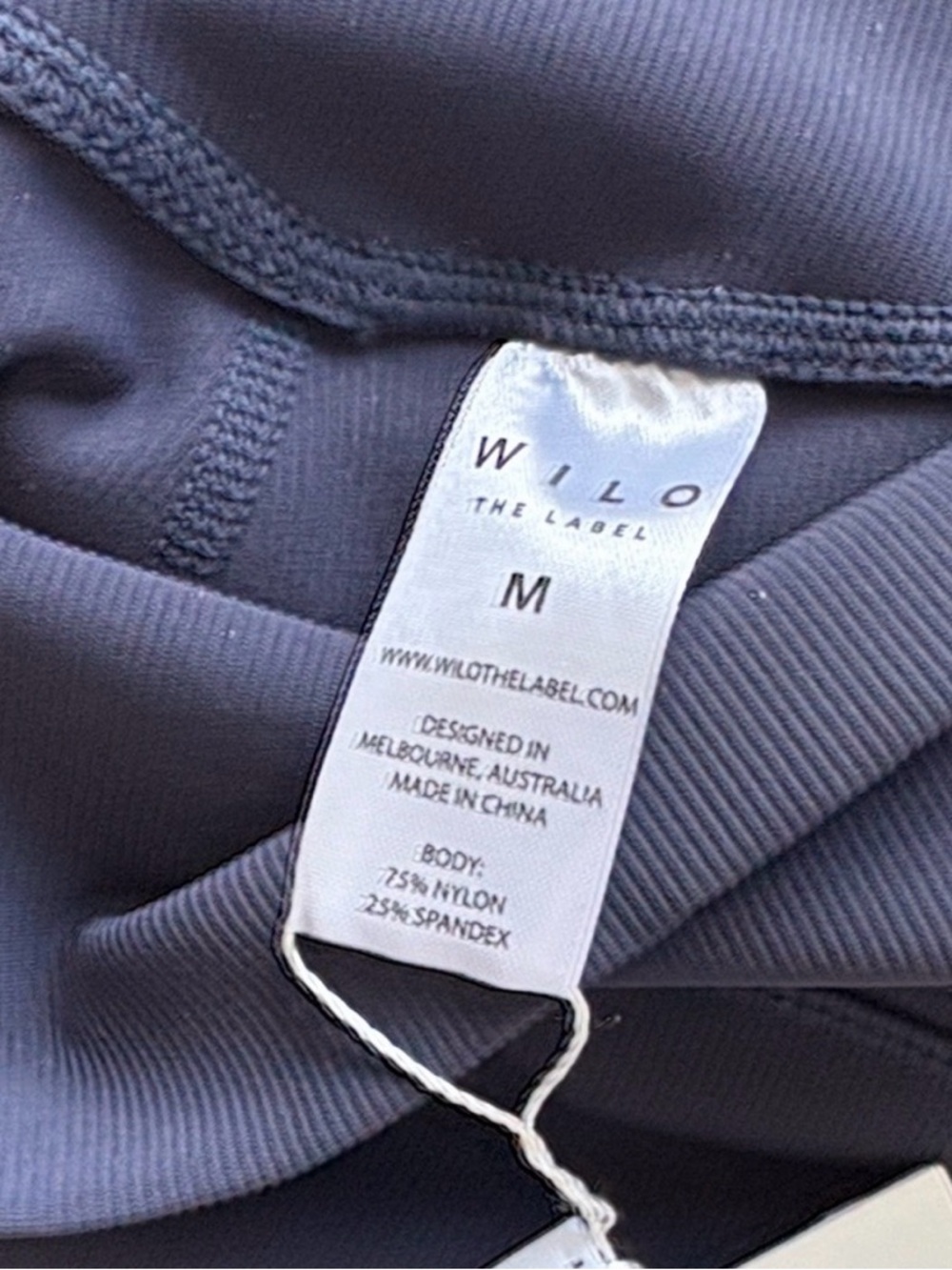WILO High-Waist Navy Leggings - Picture 5 of 5